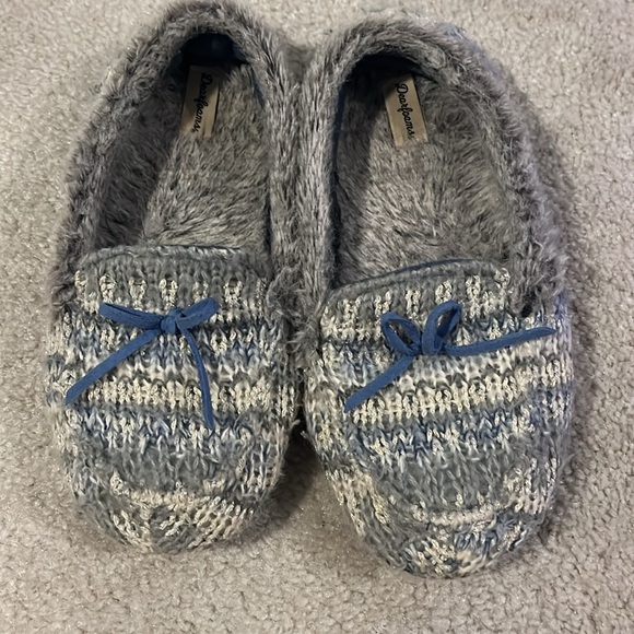 Slippers - Picture 2 of 2